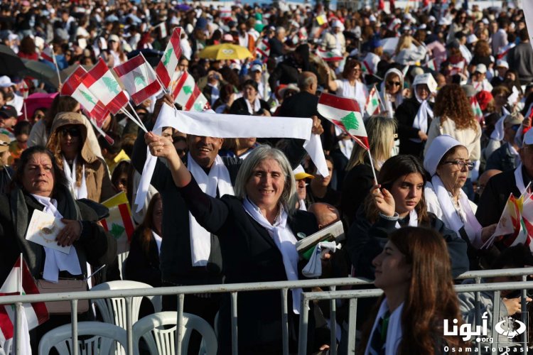 مشاركة رسمية واسعة في القداس الإلهي لقداسة البابا