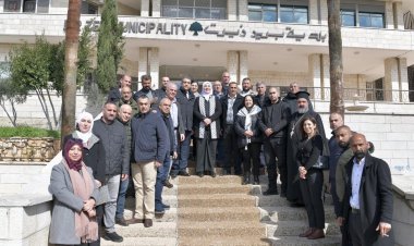 اللجنة الرئاسية العليا لمتابعة شؤون الكنائس تشارك في زيارة تضامنية إلى بيرزيت