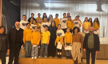 الدكتورة أورنا سمحون تقوم بجولة في المدارس الكنسية في مدينة الناصرة