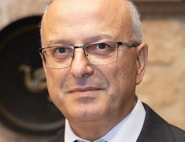 لا تنظر الى حجم الكتاب بل الى ما يحتويه "حكمة المصريين القدماء" لسليم حسن نموذجا