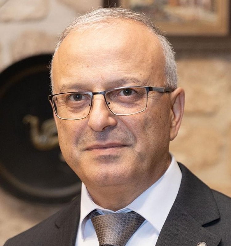 لا تنظر الى حجم الكتاب بل الى ما يحتويه "حكمة المصريين القدماء" لسليم حسن نموذجا