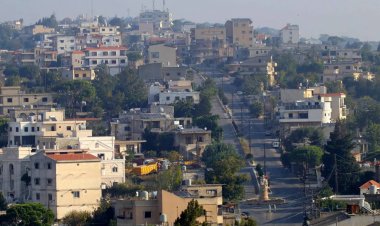 استشهاد الأب بيار الراعي كاهن رعية بلدة القليعة في جنوب لبنان جراء القصف الإسرائيلي