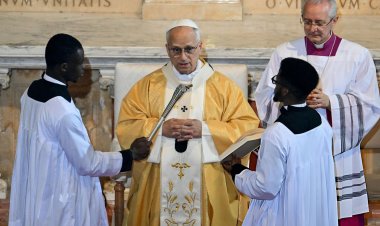 البابا لاون يترأس القداس الالهي في كنيسة القديس أوغستين في ختام زيارته للجزائر