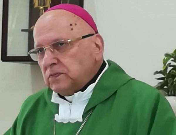 أَنا الباب، فمَن دَخَلَ مِنِّي يَخلُص - يوحنا ١٠: ١-١٠