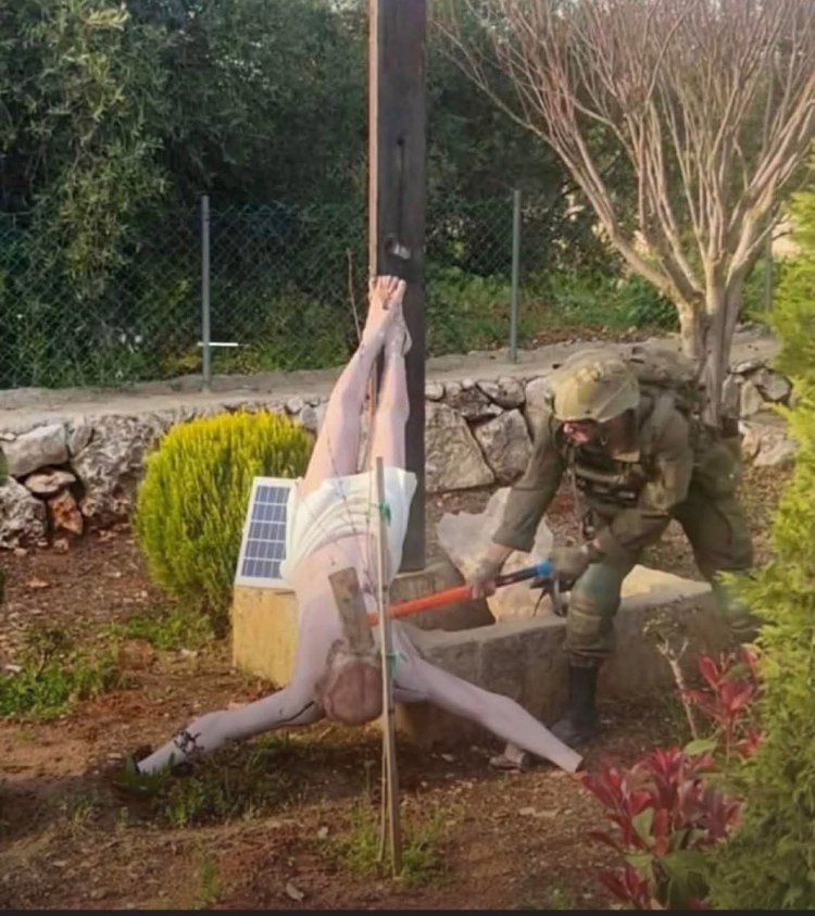 الجيش الإسرائيلي يبعد الجندي الذي حطم تمثال السيد المسيح، له المجد، في جنوب لبنان من الخدمة القتالية