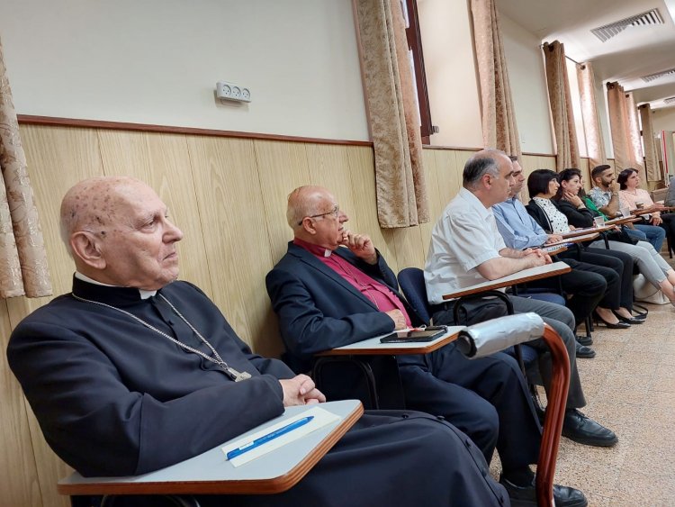 مرة أخرى نتساءل: أين القيادة المسيحية العلمانية؟