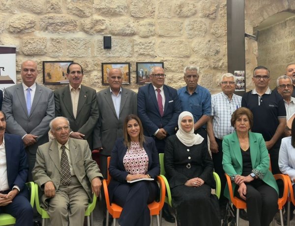 حفل إشهار كتاب "بيت لحم في العهد الفرنجي" لإبراهيم عودة في بيت ساحور