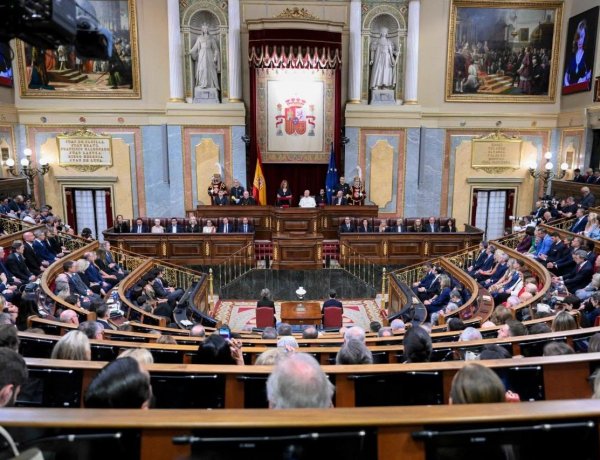 البابا يزور البرلمان في مدريد ويوجه خطاباً إلى المشرعين الإسبان