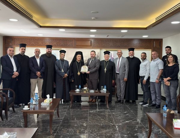 بلدية بيت لحم وبطريركية الروم الملكيين الكاثوليك تؤكدان أهمية حماية هوية المدينة