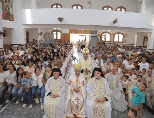 البطريرك الأنبا إبراهيم إسحق يدشن كنيسة أم المخلص بالفقاعي في محافظة الاسكندرية