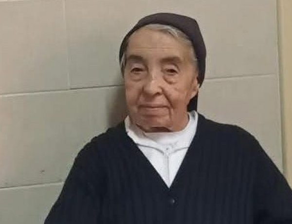 الكنيسة اللاتينية في مصر تنعى الراهبة فنسان باتيستا وتودعها على رجاء القيامة