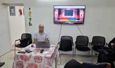 الكاتب زياد شليوط يلتقي أعضاء نادي "موفيت" في شفاعمرو في محاضرة عن الفنان عبد الحليم حافظ
